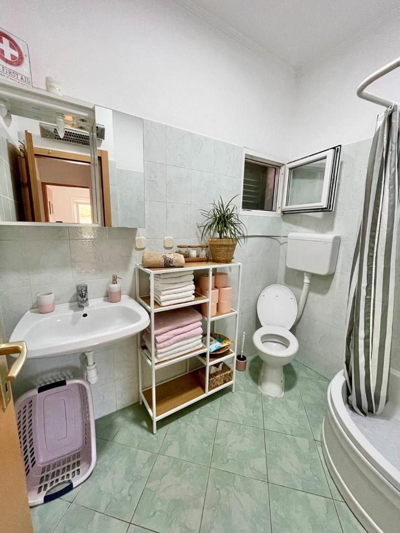 Vacation House Lavanda New! Heated Pool Zadvarje Exterior foto